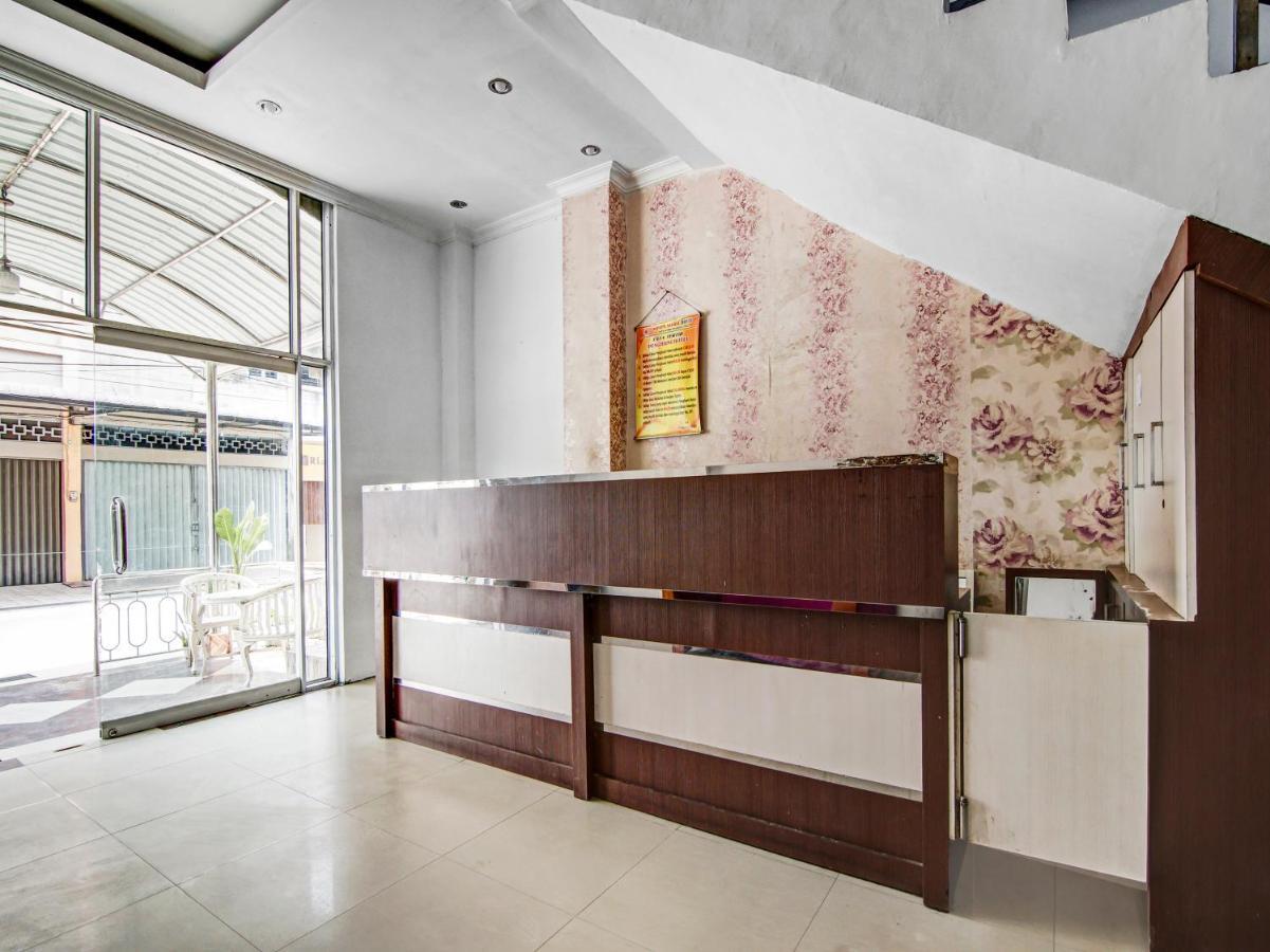 Oyo 90897 Hotel Sepupu Satria 페칸바루 외부 사진