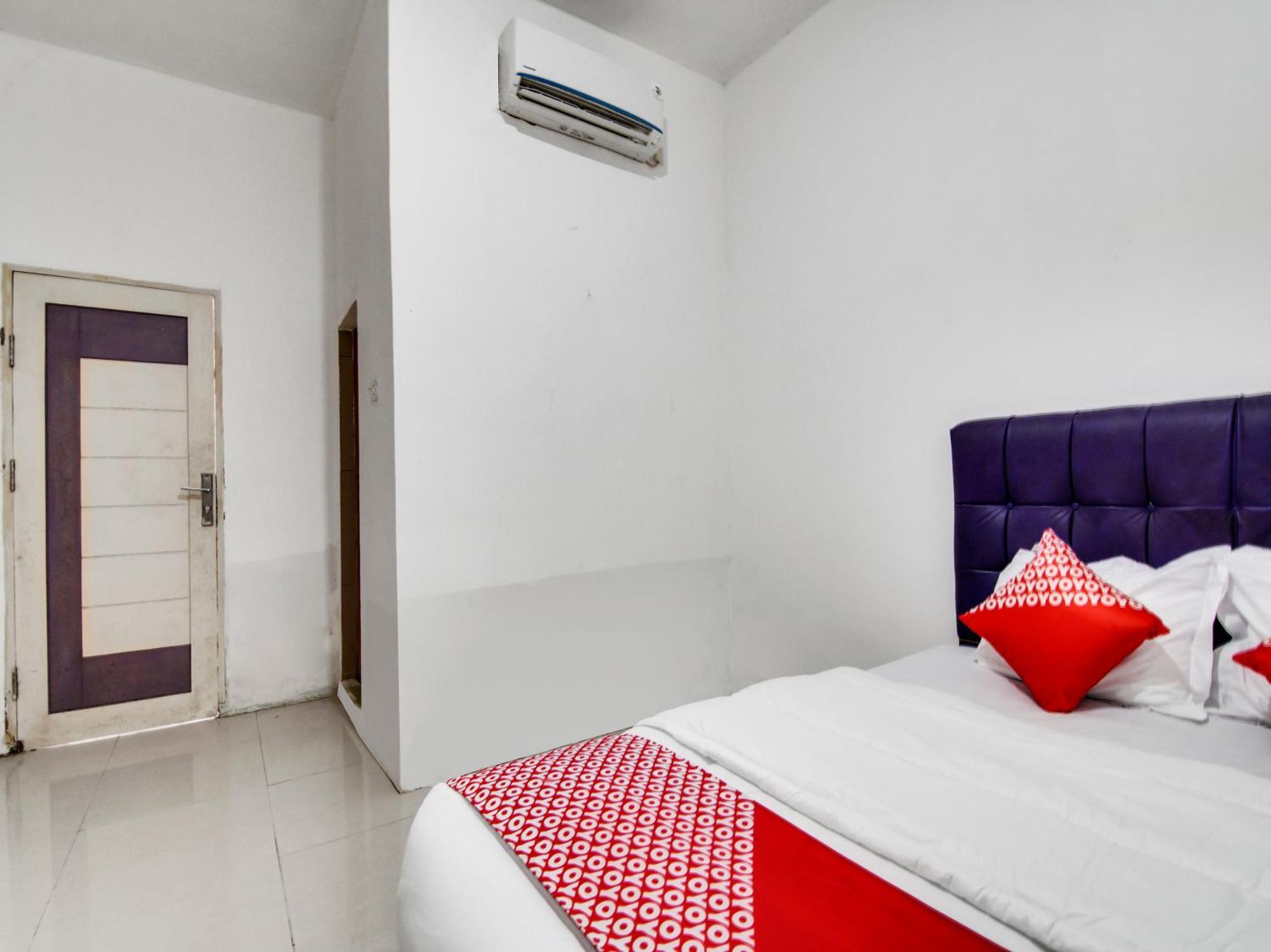 Oyo 90897 Hotel Sepupu Satria 페칸바루 외부 사진