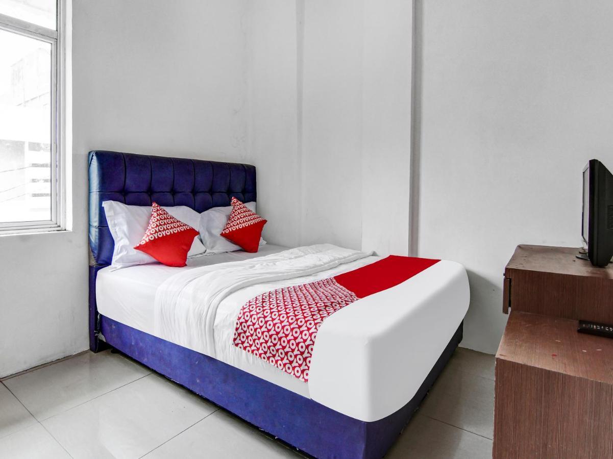 Oyo 90897 Hotel Sepupu Satria 페칸바루 외부 사진